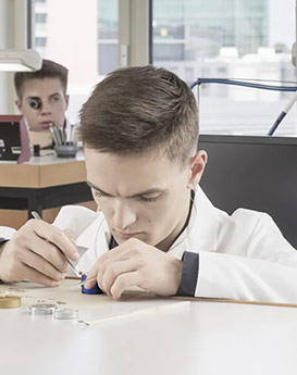 凯罗尔·切尔西-宝玑手表售后服务中心