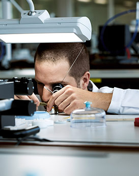 艾莉森·安吉莉亚-深圳宝玑手表售后服务中心